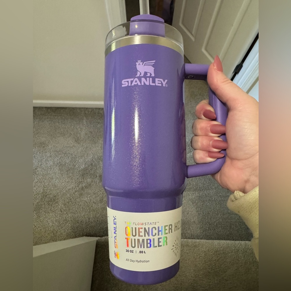 Stanley Dahlila Shimmer 30oz